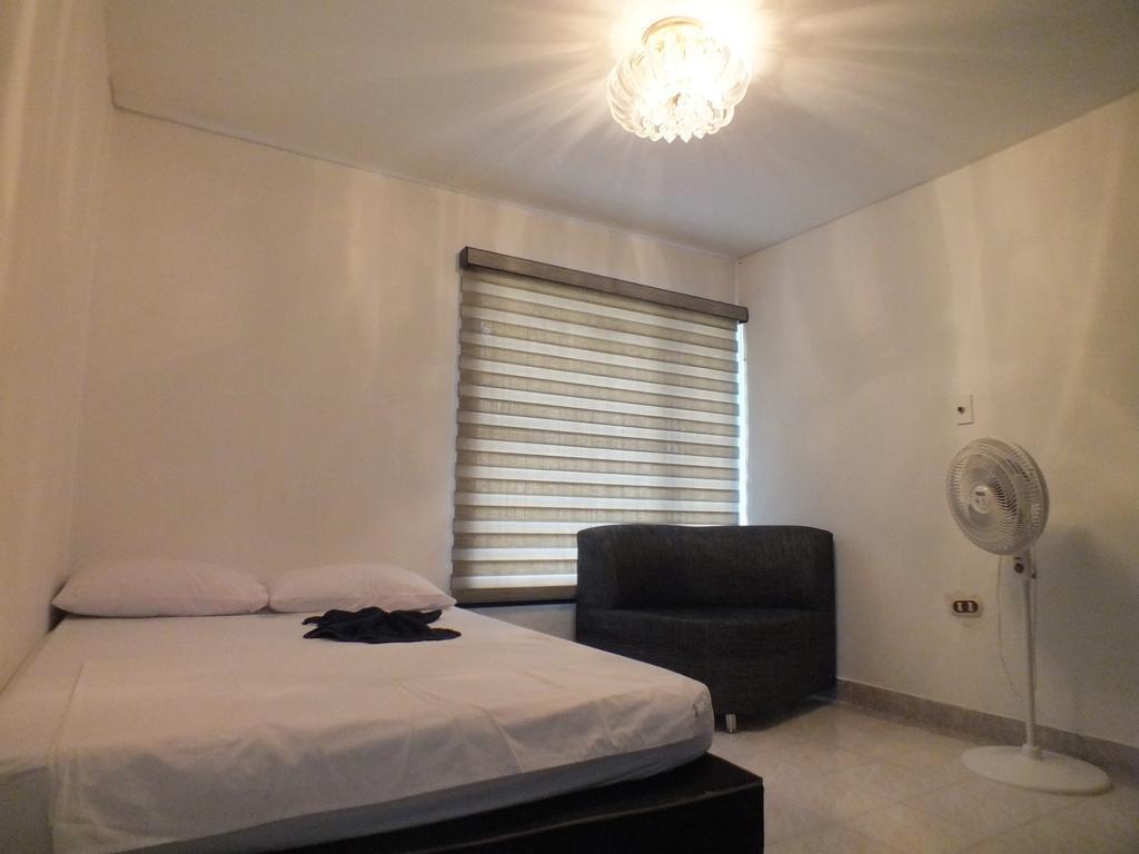 Hostal Casa Paraiso Medellín Zimmer foto